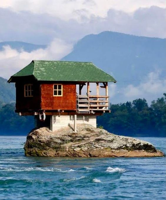 Drina River Log Cabin 